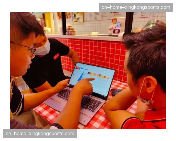 张晶混合接力阵容选择引发争议 赛后团队复盘强调共同承担责任